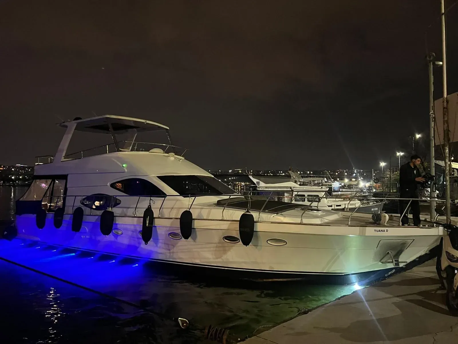 Luma Boutique-Yacht · Neu (Bis zu 12 Gäste) — Bosphorus photo 4