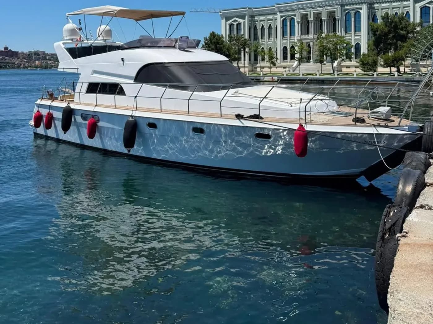 Luma Private Yacht · 15 Guests · New — Bosphorus yacht charter, Up to 15 guests