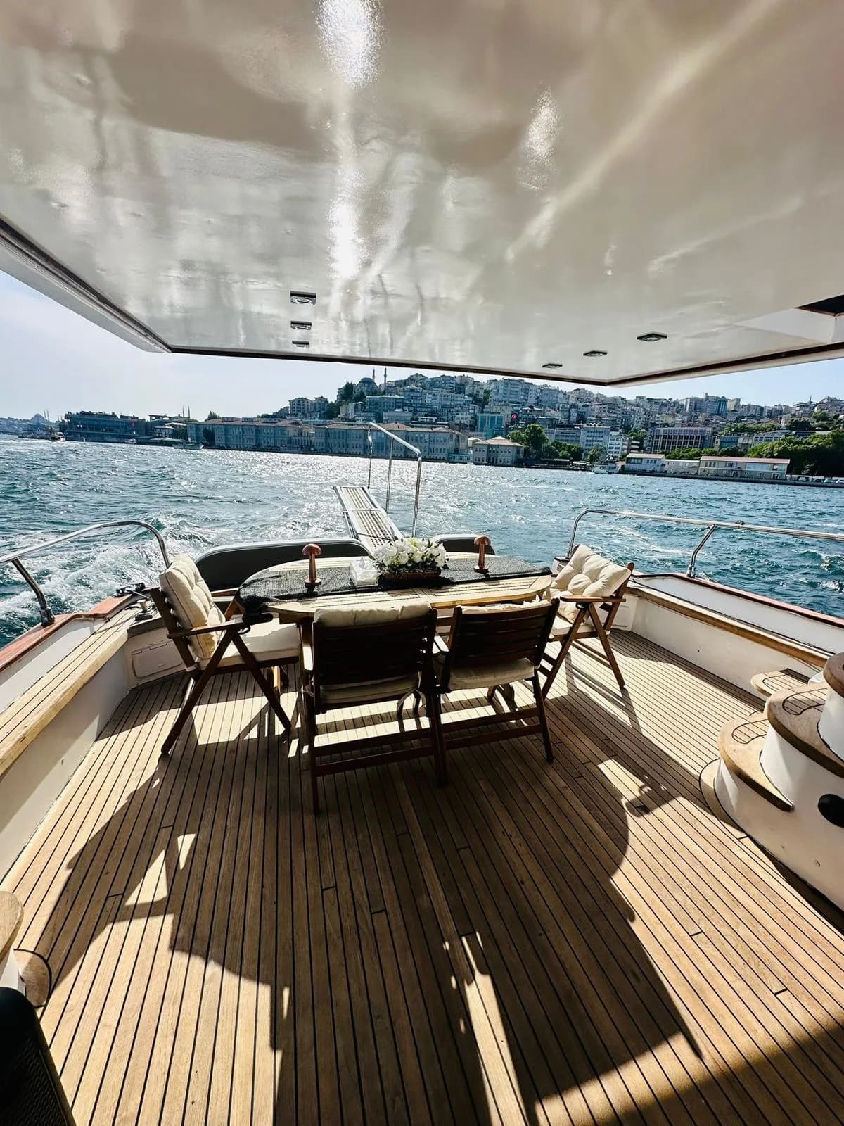 Yacht Boutique Luma · Nouveau (Jusqu’à 12 invités) — Bosphorus photo 1