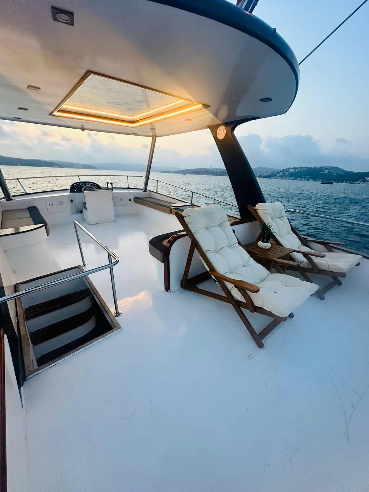 Yacht Boutique Luma · Nouveau (Jusqu’à 12 invités) — Bosphorus photo 3