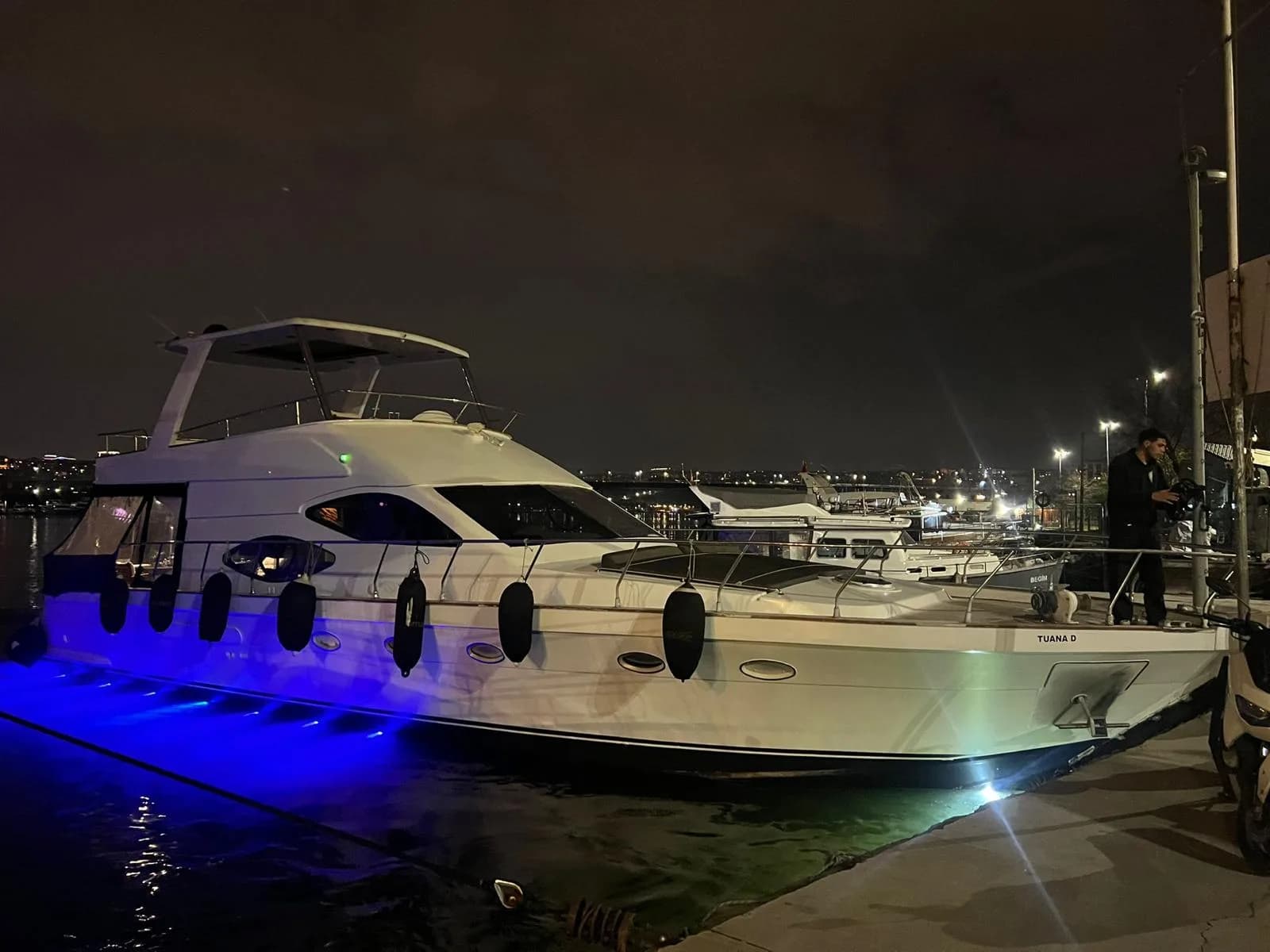 Yacht Boutique Luma · Nouveau (Jusqu’à 12 invités) — Bosphorus photo 4