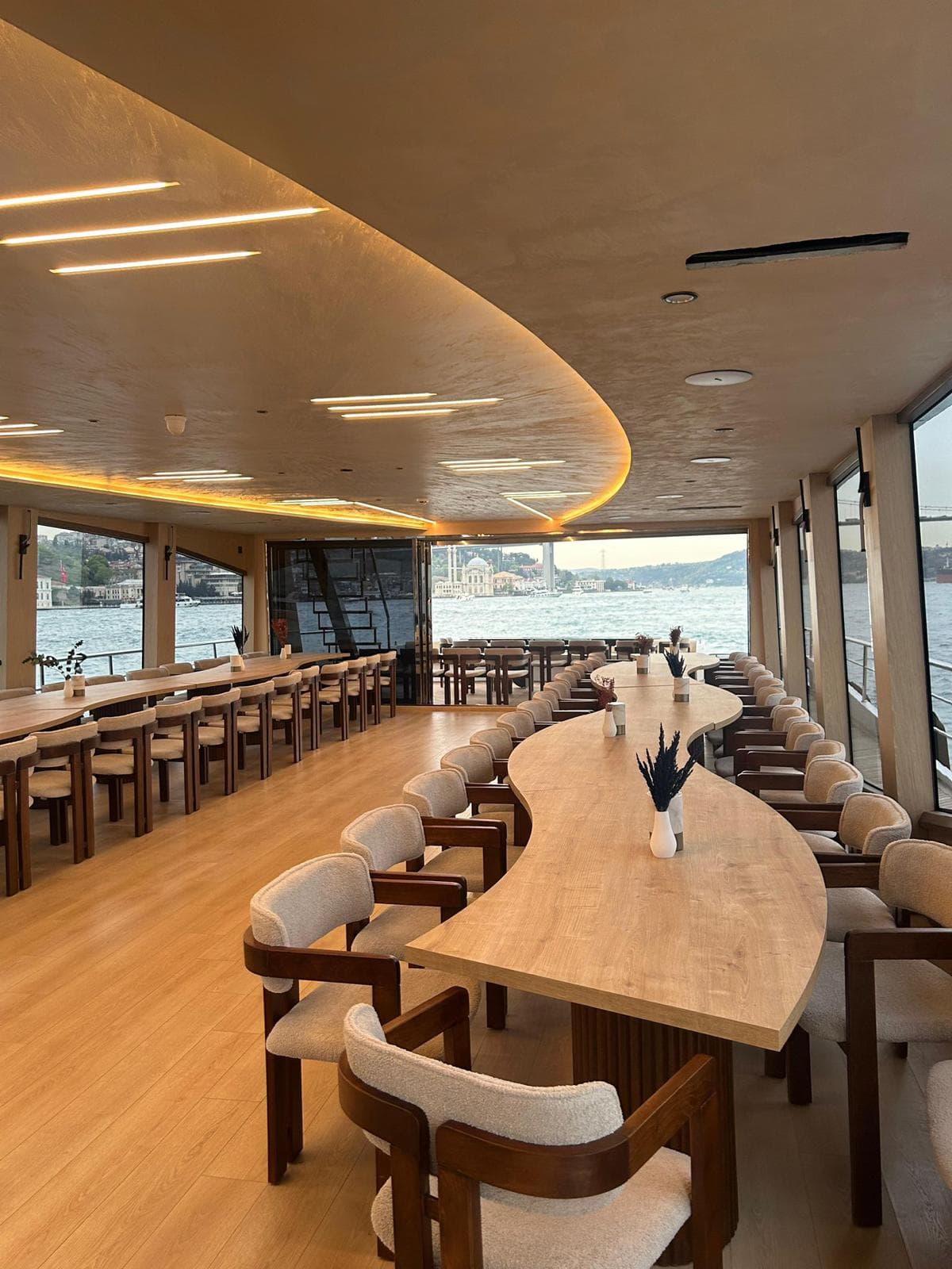 Yacht à Pont d’Événement (Jusqu’à 90 invités) — Bosphorus photo 2