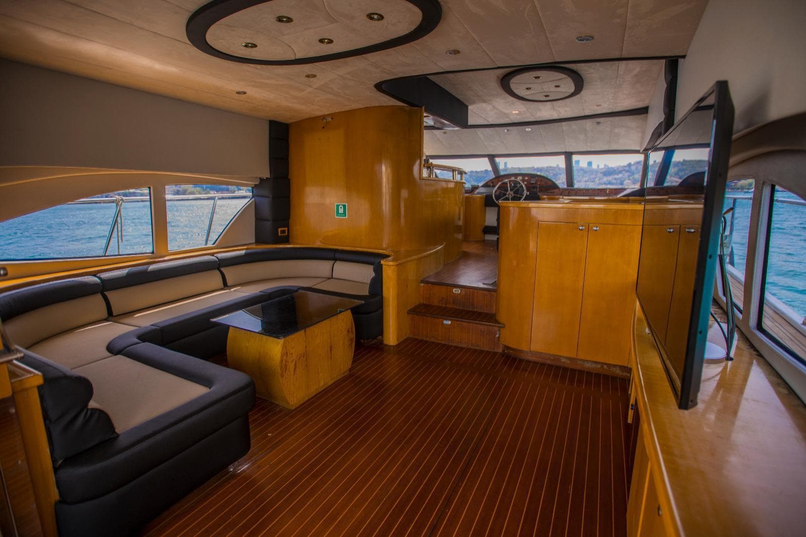 Premium interior of a private Luma charter yacht on the Bosphorus