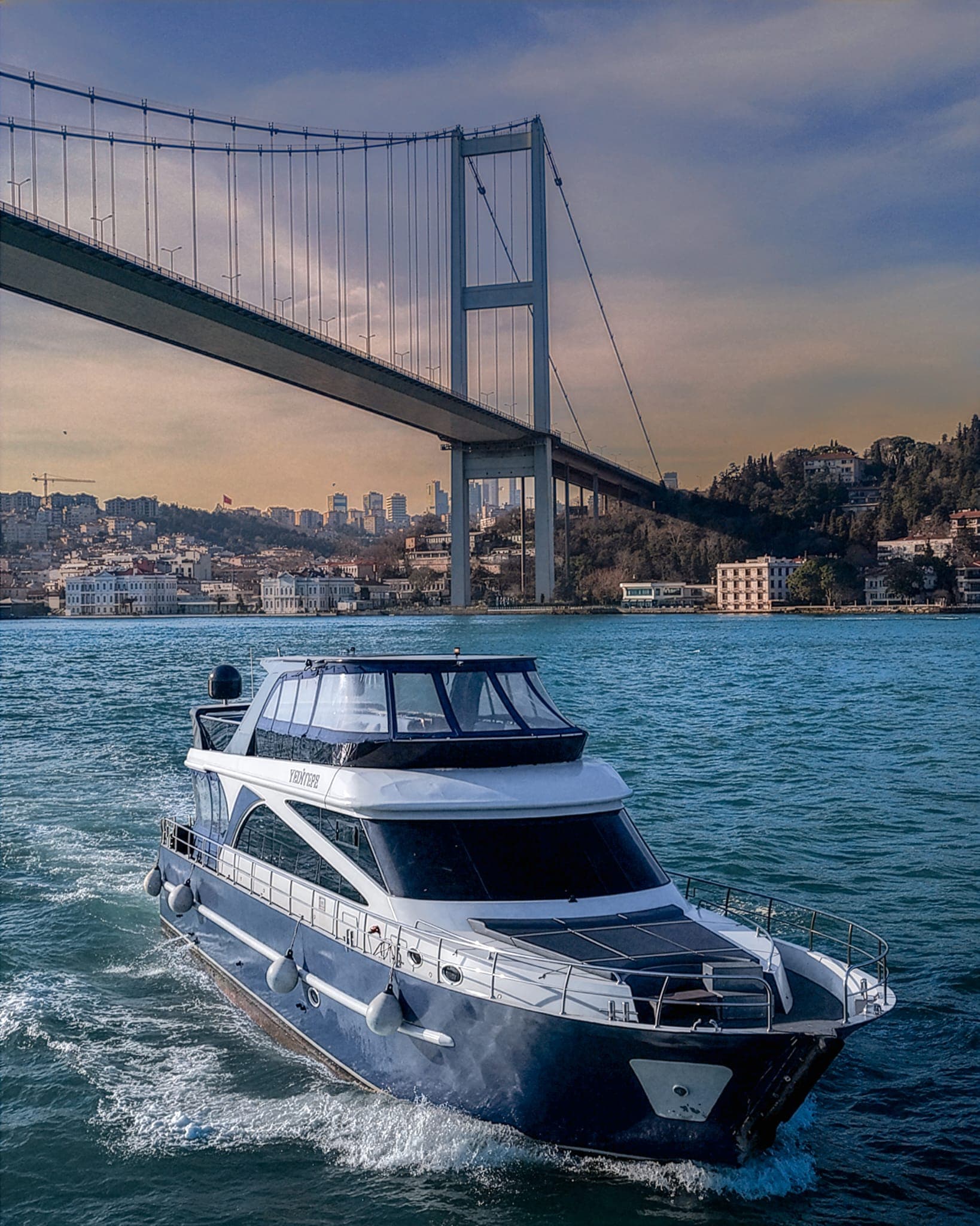Spacious deck for a full day aboard a Luma yacht